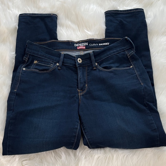 Denizen from Levi's Women's Skinny Jeans - Deep Indigo size 6 - Picture 1 of 7